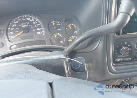 2005 Chevrolet Silverado 1500 Work Truck z USA, uszkodzony, nr VIN 1GCEC19XX5Z308377